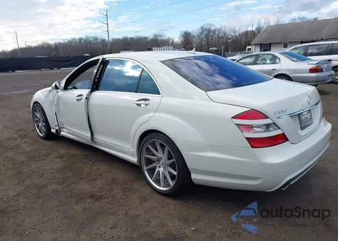 2009 Mercedes-Benz S 550 from USA, damaged, VIN WDDNG71X09A243245